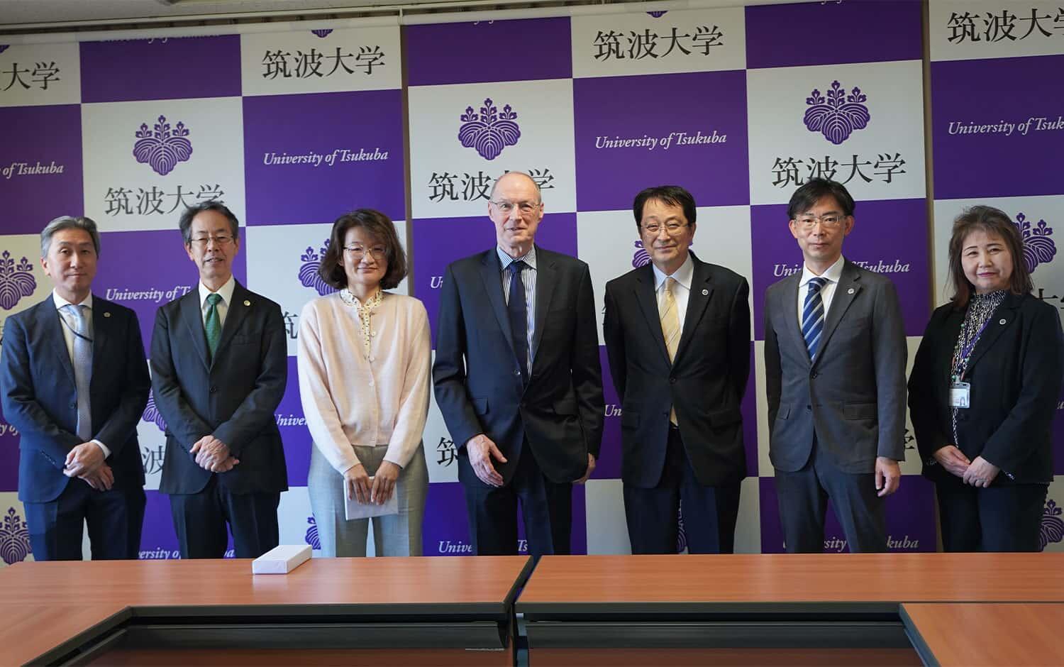 Executive Director of Worldwide Universities Network Visits University of Tsukuba