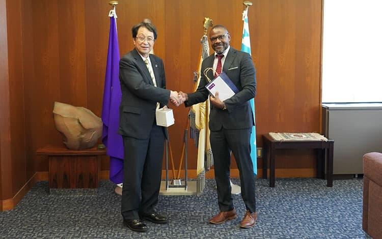 Vice Chancellor of Malawi's Kamuzu University of Health Sciences Visits President NAGATA