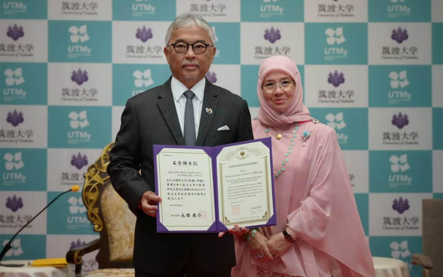 Honorary Doctorate Awarded to Sultan of Pahang, Malaysia