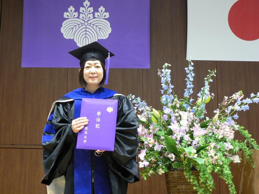 原 恵子さん　学位記授与式
