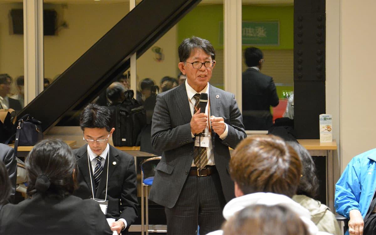 写真:交流会の様子