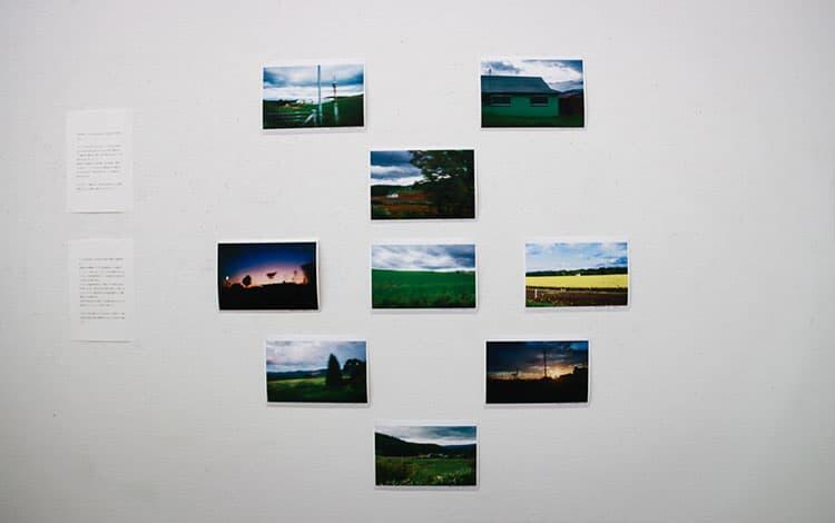 写真展の写真 or 写真